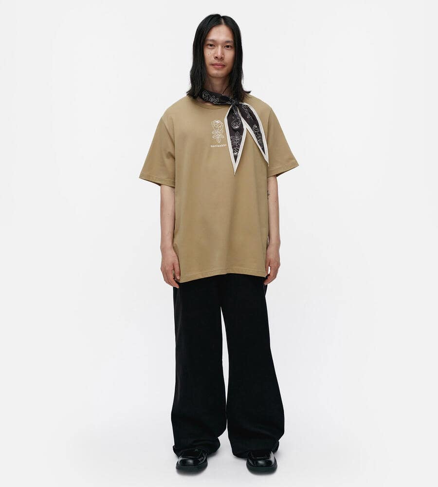 Vihne Vihkiruusu Placement Tシャツ｜ブラウス・シャツ