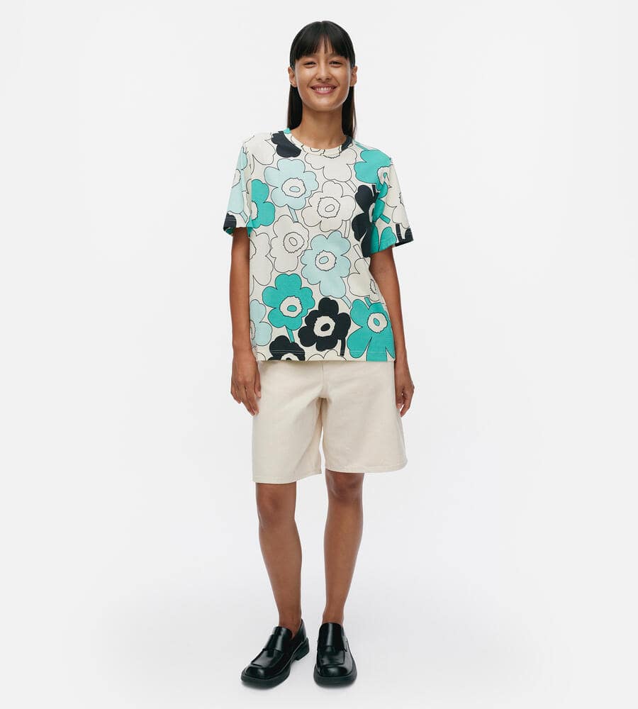 【マリメッコ】2025年　Marimekko Erna Unikko Tシャツ マリメッコ】2025年 Marimekko Erna Unikko Tシャツ - メルカリ