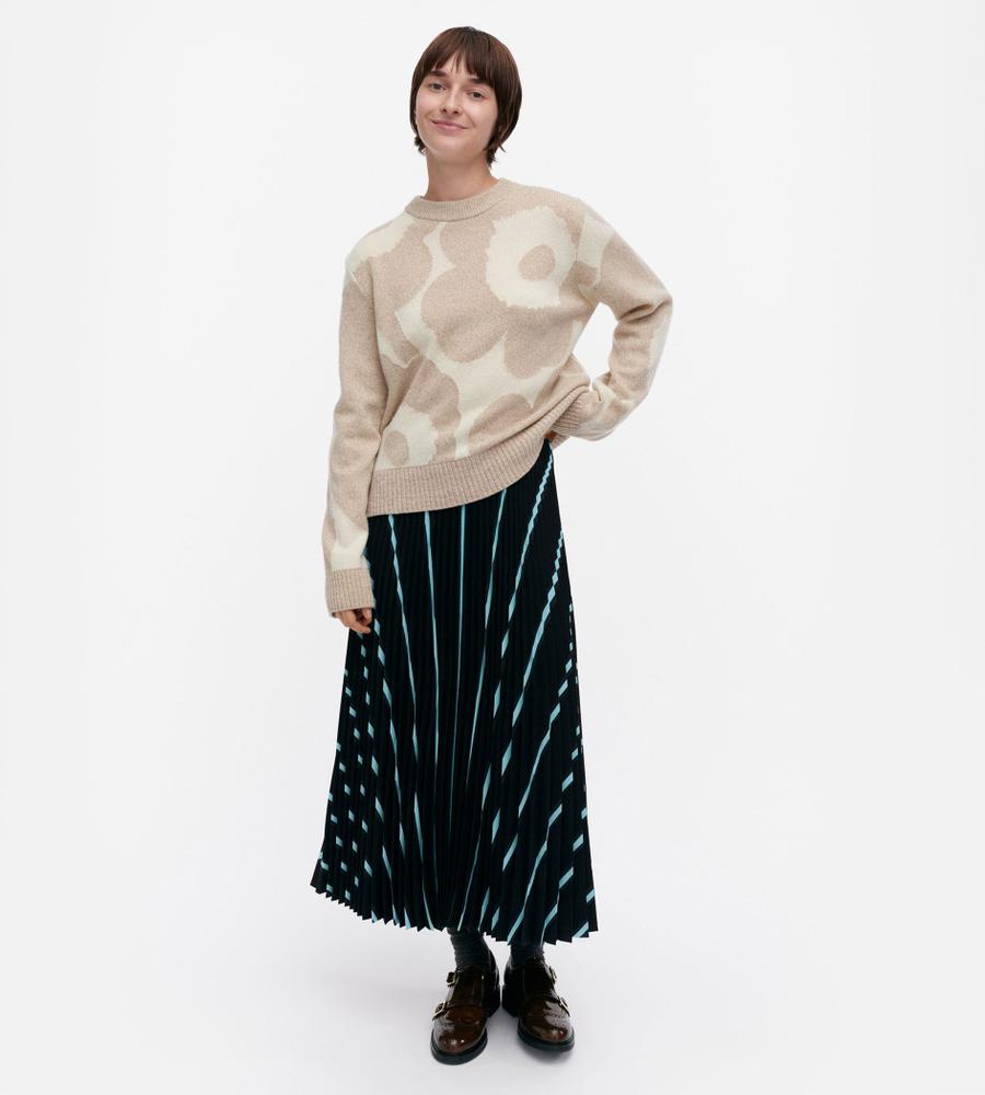 新品タグ付 marimekko　マリメッコ  綿麻　長袖ニット 新品タグ付 marimekkoマリメッコ 綿麻長袖ニット