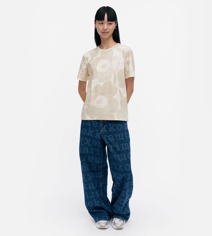 【マリメッコ】2025年　Marimekko Erna Unikko Tシャツ マリメッコ】2025年 Marimekko Erna Unikko Tシャツ - メルカリ