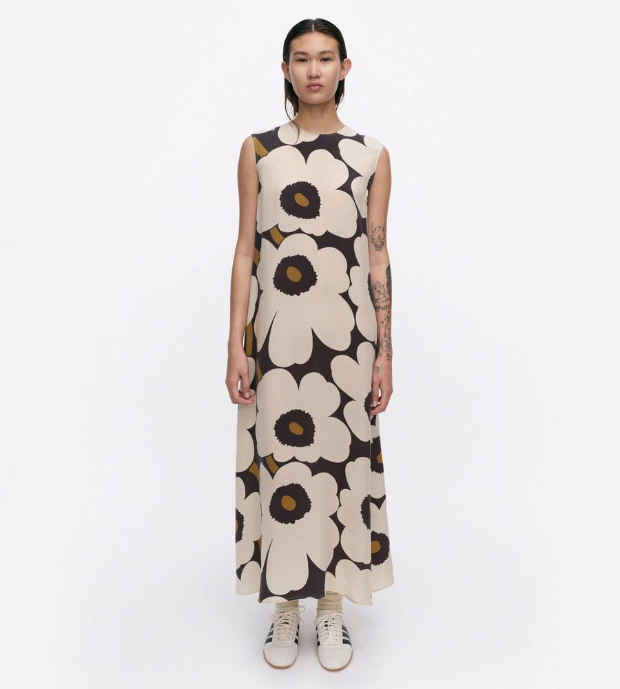 Migot Unikko ワンピース｜ワンピース｜Marimekko(マリメッコ)｜ルック