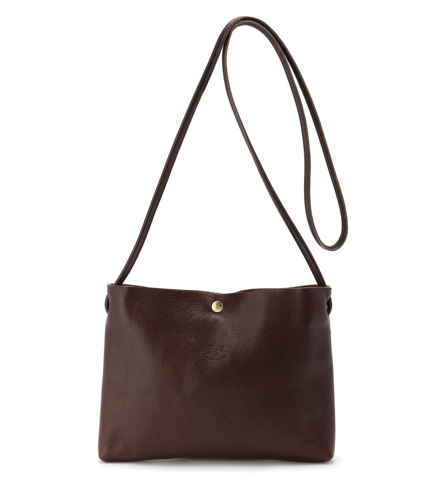 クロスボディバッグ｜ポシェット｜IL BISONTE(イルビゾンテ)｜ルック