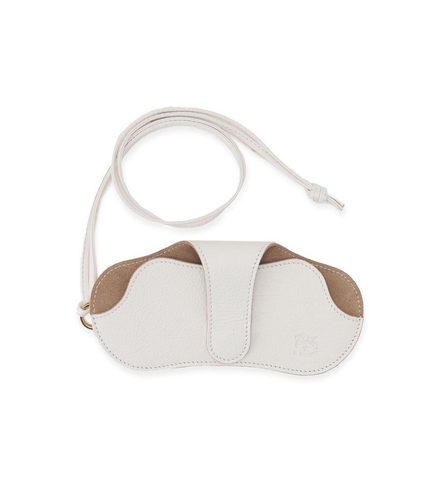 ネックグラスケース｜その他｜IL BISONTE(イルビゾンテ)｜ルック公式